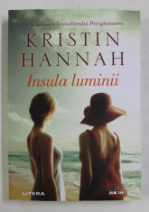 INSULA LUMINII de KRISTIN HANNAH , 2021 foto