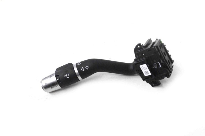 Buton comutator semnalizare JAGUAR I-PACE X590 2019 OEM: 00530A,00530A 15385158