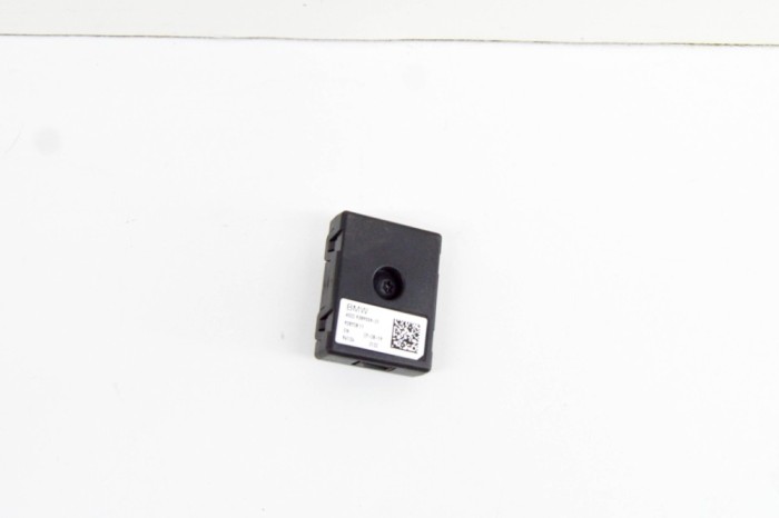 Amplificator de antena BMW X3 G01, F97 2019 OEM: 9389559 18280774