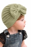 Caciulita verde tip turban cu model din tesatura si funda aplicata (Marime
