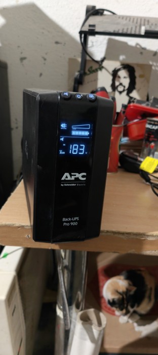 APC Back-ups pro 900 #A1784