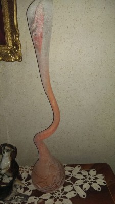 Vaza ornamentala,gat de lebada,sticla colorata foto