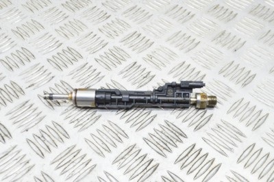 Injector de combustibil BMW 4 Cabrio F33, F83 2018 OEM: 7639994 11625704 foto