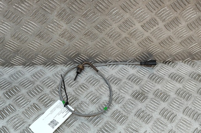 Senzor de temperatură AUDI Q3 8U 2016 OEM: 04L906088EA 21655695