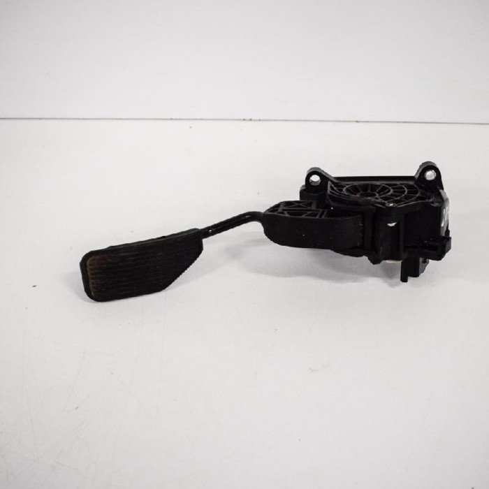 Pedala de accelerație CITRO&Euml;N C1 II 2014 OEM: 86ET49 2724161