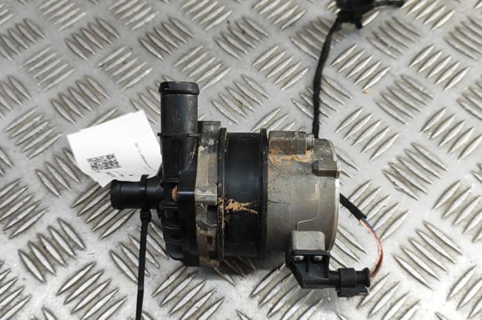 Pompa de apa auxiliara AUDI Q5 FY 2024 OEM: 8K0965567C | 31955964