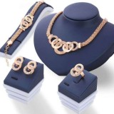 Cumpara ieftin Set cadou cu bijuterii Temptation: Colier + Bratara + Inel + Cercei pentru femei