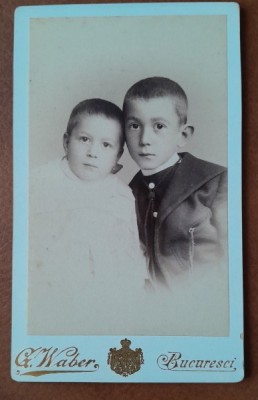 Fotografie tip CDV, doi baieti, inceput de secol XX foto