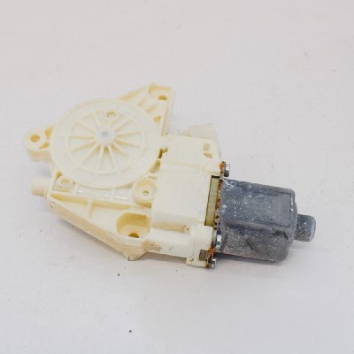 Motor macara geam ușă dreapta față MERCEDES-BENZ C Coupe C204 2013 OEM: A20482001420130822503 2873428 foto