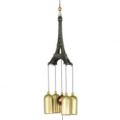 Clopotei de vant cu 4 tuburi aurii si Turnul Eiffel foto