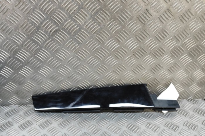 Ornament vertical ușă st&acirc;nga față VW PASSAT Variant B8 3G5 2017 OEM: 3G0837901T 30204552