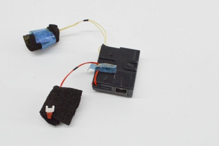 Releu TESLA MODEL X 2020 OEM: 4M5425TCB,AG155038-A,10R-051803 21157948