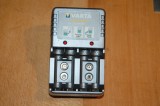 Incarcator acumulator AA si AAA VARTA PHOTO ACCU CHARGER type 57039