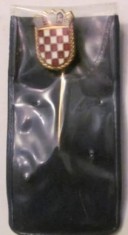 PVM - Insigna Croatia din vremea Republicii Iugoslavia Yugoslavia / in etui original din plastic