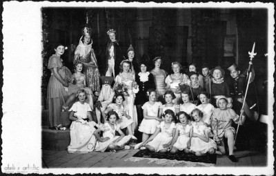 P1822N Fotografie Atelier Artistic, Oravița, perioada interbelică foto