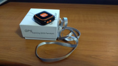 Mini GPS Tracker iUni V29 SOS GPS+LBS+WIFI ideal copii si varstnici foto