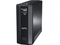 UPS APC Back-UPS RS line-interactive / aprox.sinusoida 900VA / 540W 8conectori C13 foto