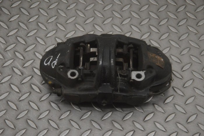 Etrier de fr&acirc;nă dreapta față ALFA ROMEO GIULIA 952_ 2017 OEM: 00505536410 23337809