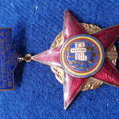 Insigna medalia FRUNTAS IN INTRECEREA SOCIALISTA pe anul 1968 - CEAUSESCU RSR