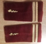 C2 11 - Grade militare - locotenent medic - piesa de colectie!