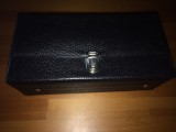 geanta gentuta suport pentru casete audio muzica portabila de culoare neagra 12 casete audio fabrica victoria guban timisoara romania epoca de aur RSR