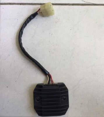 Releu incarcare SH650C-11 Yamaha FZS600 2002-2003 foto