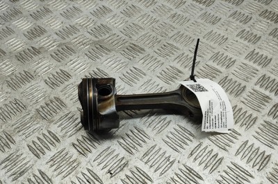 Piston FORD FIESTA VI Van 2016 30826461 foto
