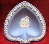 SCRUMIERA PORTELAN ENGLEZESC WEDGWOOD BLUE JASPERWARE 11.3 CM