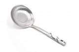 Strecuratoare/spumiera diametru 16 cm, maner marmura, cu maner, alb