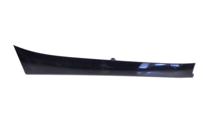 nerasta NISSAN QASHQAI II J11, J11_ 2018 OEM: 68411-4EA2A,68411-4EA3A 14345928