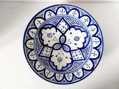 Farfurie perete ceramica SAFI Maroc, handmade, 27cm diametru, lut foto