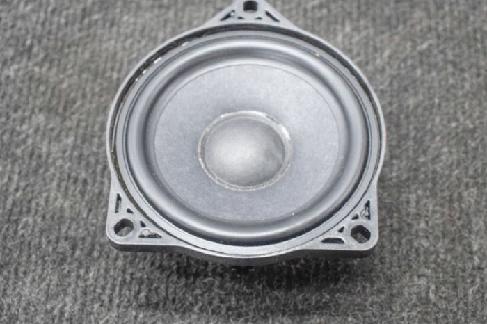 Difuzor planșa de bord TESLA MODEL 3 2018 OEM: 1079742-00-A 11316801
