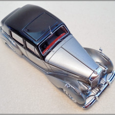Macheta Bentley R-Type 1:43 Spark