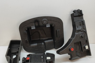 FORD KUGA III DFK 2023 OEM: PV4B-S310B16-B,PV4B-S310B17-A,LV4B-10A686,LV4B-10A686-T SKU: 26660345 foto