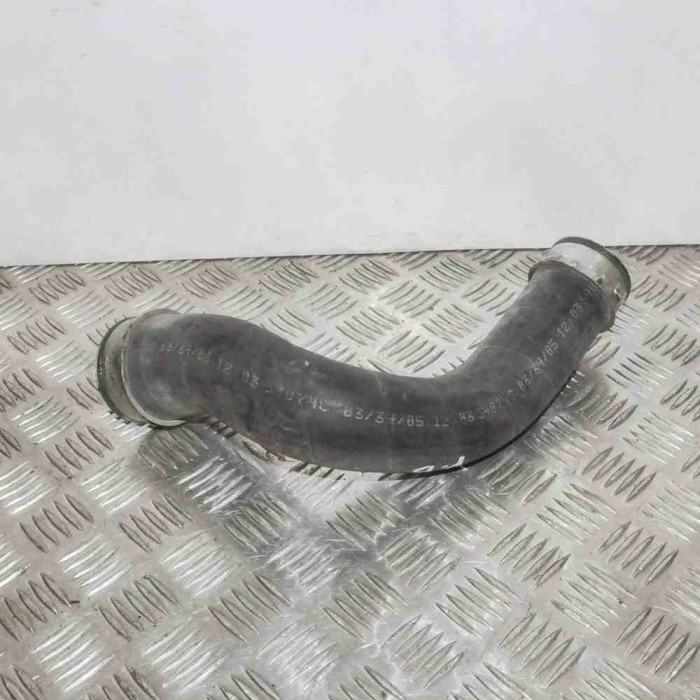 Furtun intercooler dreapta VW TRANSPORTER V T5 Minibus / passenger 2006 OEM: 7H0145709A