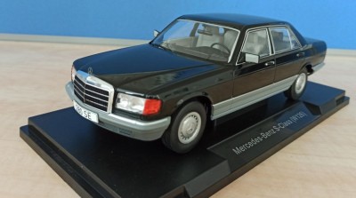 Macheta Mercedes Benz 280 SE S-Class W126 1982 negru - MCG 1/18 foto