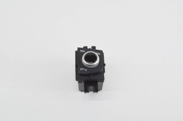 Buton player muzical AUDI A5 F53 2017 OEM: 8W2919616 17839476