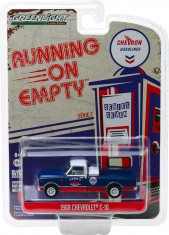 1968 Chevrolet C-10 - Chevron Solid Pack - Running on Empty Series 7 1:64 foto