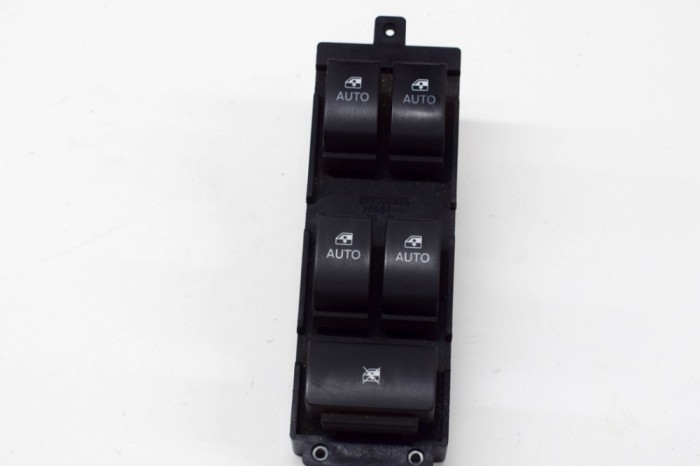 Buton geam ușă dreapta față OPEL ANTARA 2012 OEM: 202007455 14220016