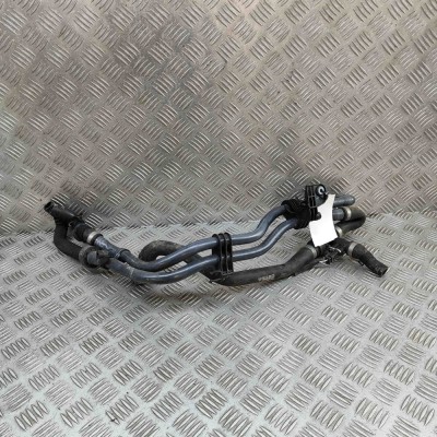 Furtun de lichid de răcire PORSCHE Taycan 2022 OEM: 9J1815552C 31802590 foto