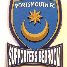 Emblema (cu adeziv) fotbal - FC PORTSMOUTH (Anglia)
