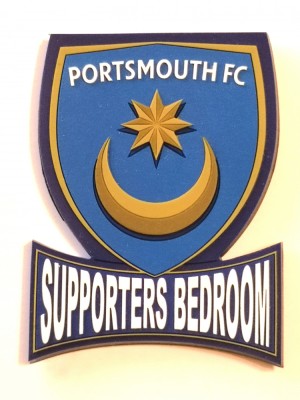 Emblema (cu adeziv) fotbal - FC PORTSMOUTH (Anglia) foto