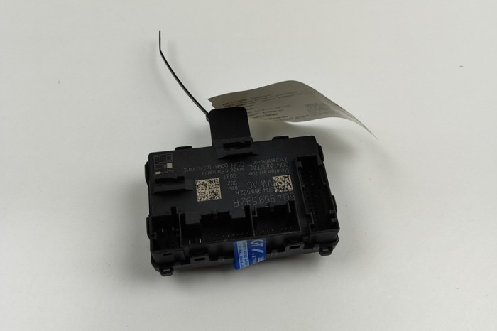 Modul de control ușă dreapta față SKODA KAROQ NU7 2023 OEM: 5Q4959592R,A2C7848890400 30419596