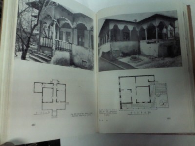ARHITECTURA PE TERITORIUL ROMANIEI DE-A LUNGUL VEACURILOR - Grigore Ionescu foto