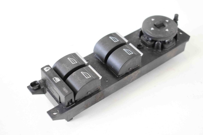 Buton geam ușă dreapta față FORD C-MAX II DXA/CB7, DXA/CEU 2017 OEM: F1ET-14A132-JC 4074106