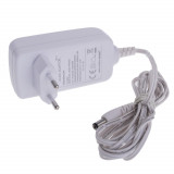 Alimentator AC/DC 200-240V - 12V 2A 15W cu conector 2.1x5.5 mm alb SaGeMCOM, Oem