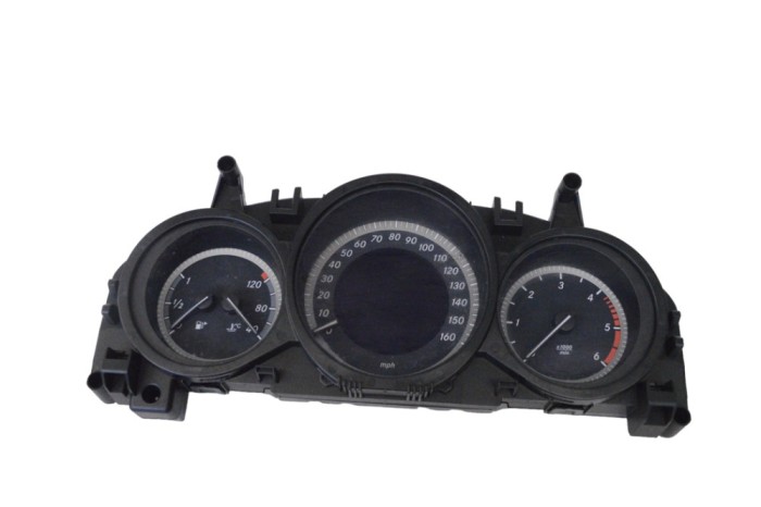 Ceas de bord MERCEDES-BENZ C W204 2012 OEM: A2049022903,A2049017902,A2049023103,A2049004809 17924617