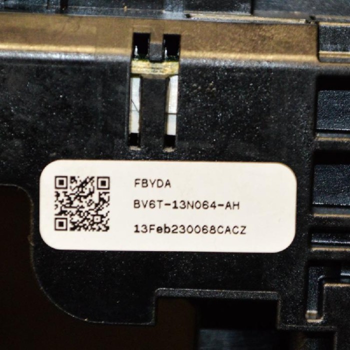 Maneta semnalizare ștergătoare FORD FOCUS III 2013 OEM: AV6T-17A533-ADBV6T-13N064-AHAV6T-13335-AD 1528855