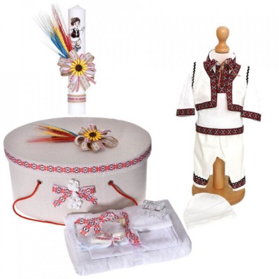 Set botez traditional, trusou botez, cutie trusou, lumanare si costum national foto