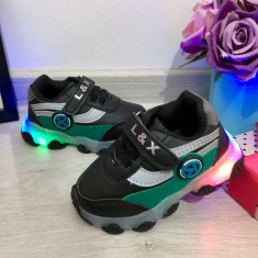 Adidasi negri cu scai lumini LED pt baieti fete 20 21 22 cod 0612 foto